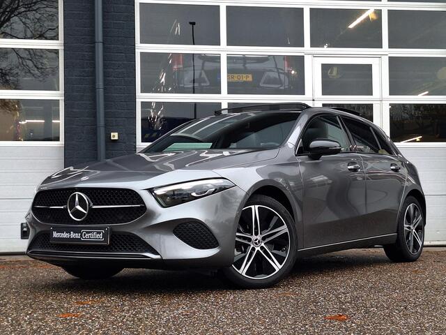 Mercedes-Benz A-KLASSE 250 e Star Edition Luxury Line | Panoramadak | Night pakket | Achteruitrijcamera | Sfeerverlichting | Multibeam LED | Dodehoekassistentie | Keyless-GO