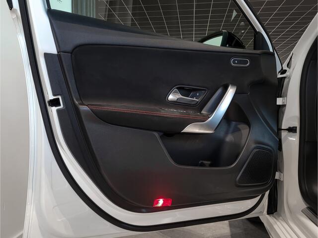 Mercedes-Benz A-KLASSE 180 d AMG Night|Panorama|Widescreen|LED|MBUX Aut7