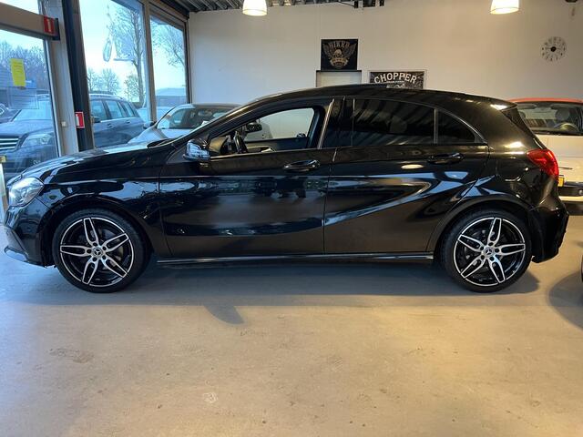Mercedes-Benz A-KLASSE 180 ambition amg pakket,18"sportvelgen,panorama,navi , Enz!