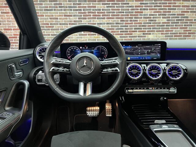 Mercedes-Benz A-KLASSE 250 e AMG Line Panorama Memory Sfeer 360 BTW