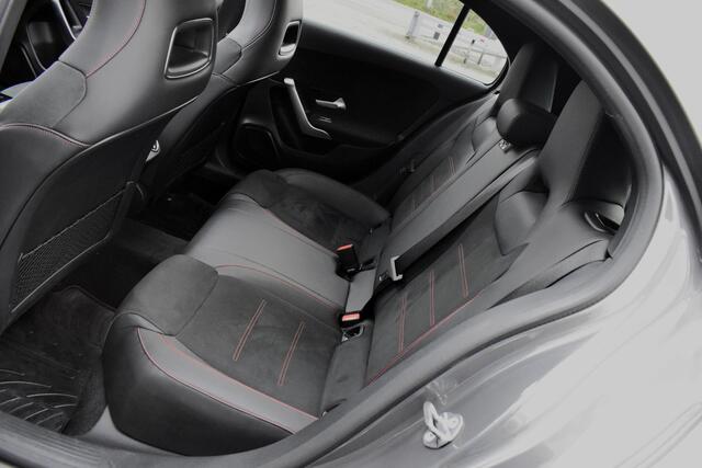 Mercedes-Benz A-KLASSE 180 Business Solution AMG Night Upgrade