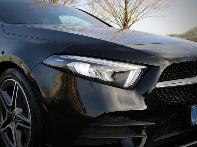 Mercedes-Benz A-KLASSE Business Solution AMG 18" LED Widescreen