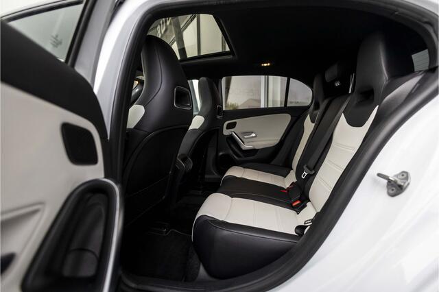Mercedes-Benz A-KLASSE AMG 35 4MATIC | Pano | 19" | Camera