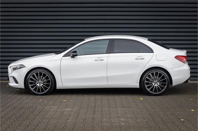 Mercedes-Benz A-KLASSE 200 Sedan 19''-LED-Privacy