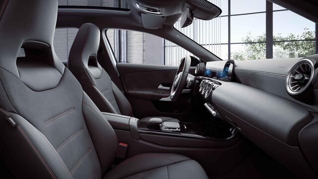 Mercedes-Benz A-KLASSE 250 e AMG Line | Night | Panoramadak | Widescreen | Stoelverwarming | Achteruitrijcamera | Sfeerverlichting |