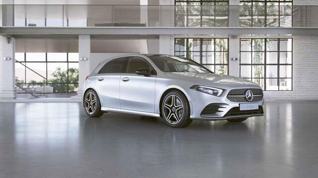 Mercedes-Benz A-KLASSE 250 e AMG Line | Night | Panoramadak | Widescreen | Stoelverwarming | Achteruitrijcamera | Sfeerverlichting |