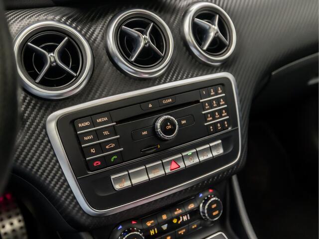 Mercedes-Benz A-KLASSE 200 AMG Sport 157Pk Automaat (SCHUIFDAK, NAVIGATIE, MEMORY SEATS, LEDER/ALCANTARA, STOELVERWARMING, RODE GORDELS, HARMAN/KARDON, ADAPTIVE CRUISE, CLIMATE, GETINT GLAS, NIEUWSTAAT)