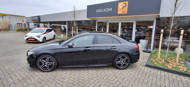 Mercedes-Benz A-KLASSE 180 Business Solution AMG NLauto | All-in | 1e eigenaar | dealer