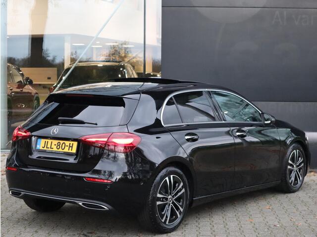 Mercedes-Benz A-KLASSE 180 Star Edition Luxury Line