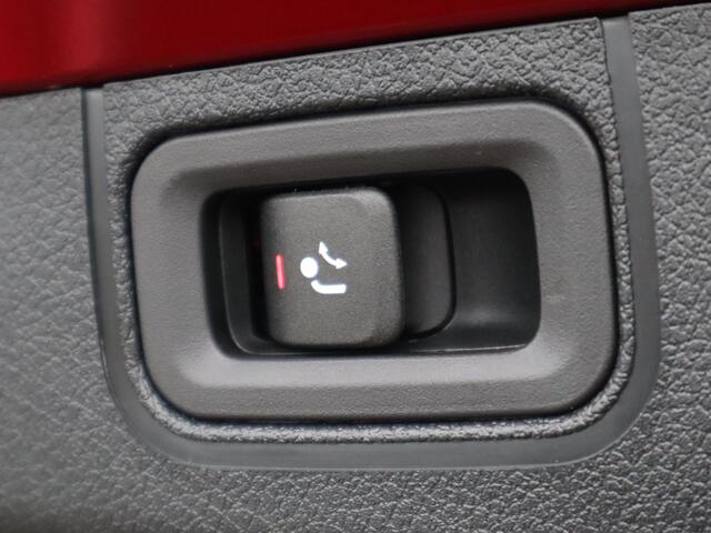 Mercedes-Benz A-KLASSE 250 e Star Edition AMG Line Plus