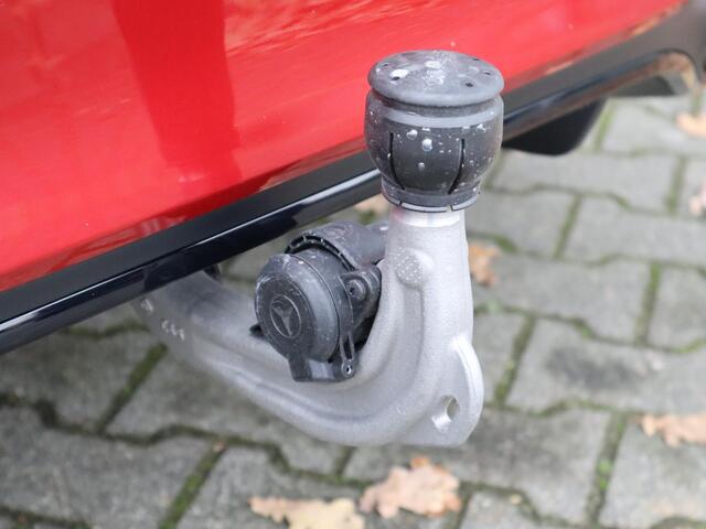 Mercedes-Benz A-KLASSE 250 e Star Edition AMG Line Plus