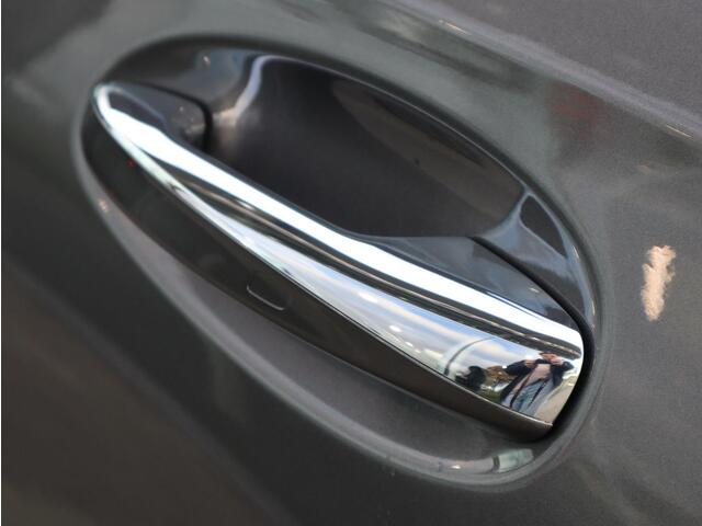 Mercedes-Benz A-KLASSE 180 Star Edition AMG Line