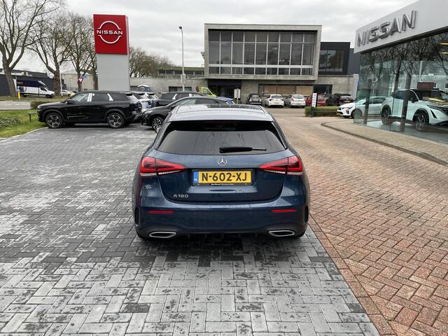 Mercedes-Benz A-KLASSE 180 Business Solution AMG | AMG-Line| Carplay/Android |