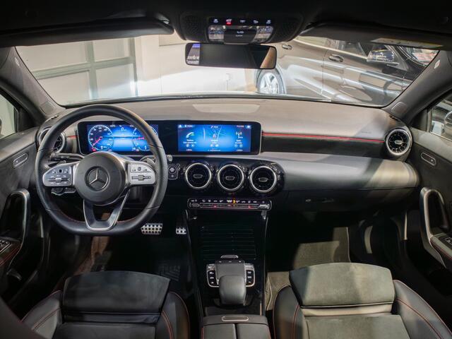 Mercedes-Benz A-KLASSE 180 Business Solution AMG