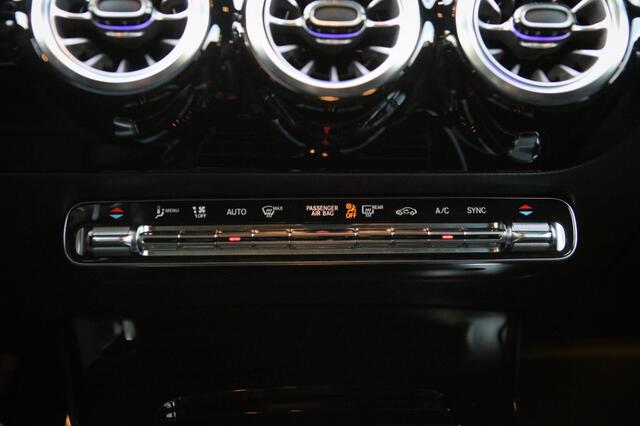 Mercedes-Benz A-KLASSE 200 Bns Sol. AMG | Sfeerverlichting |