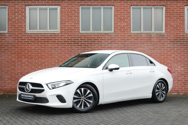 Mercedes-Benz A-KLASSE 180 d Business Solution | trekhaak | carplay |