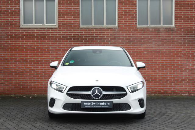 Mercedes-Benz A-KLASSE 180 d Business Solution | trekhaak | carplay |