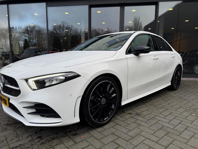 Mercedes-Benz A-KLASSE 220 4-MATIC Premium+ AMG,LED,Widescreen,Clima,Cruise,Dealer OH,