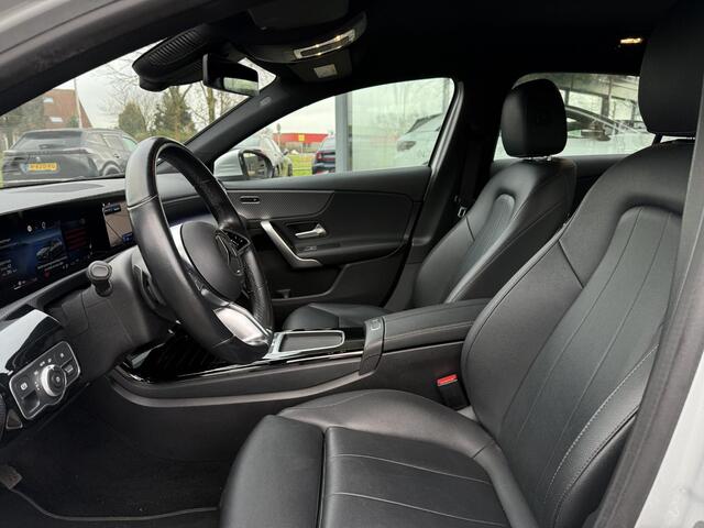 Mercedes-Benz A-KLASSE 180 Aut. Luxury Line | Navi | Camera | Leder |