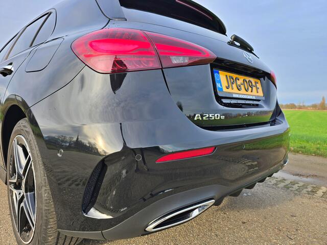 Mercedes-Benz A-KLASSE 250 e Star Edition AMG Line - 165 Pk - Euro 6 - Navi - Sfeerverlichting