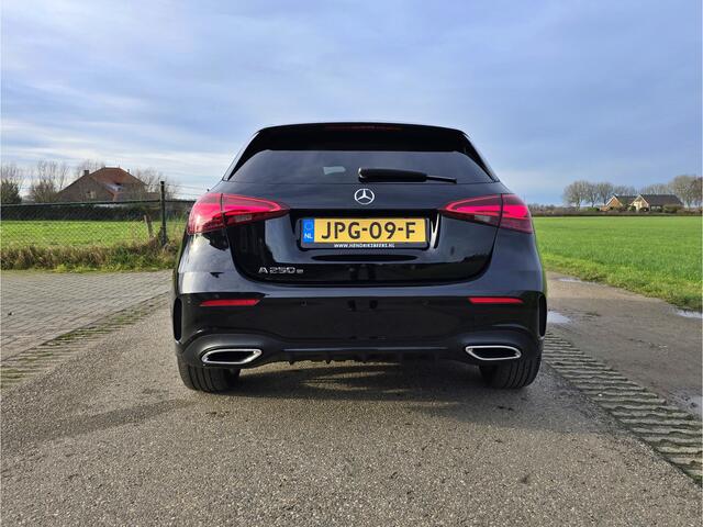 Mercedes-Benz A-KLASSE 250 e Star Edition AMG Line - 165 Pk - Euro 6 - Navi - Sfeerverlichting