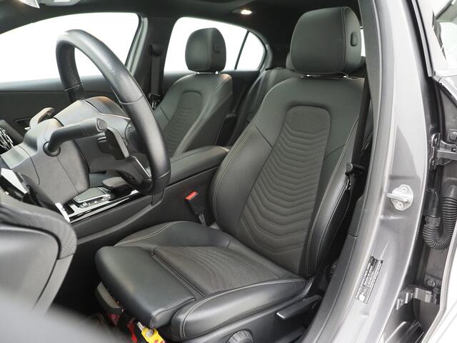 Mercedes-Benz A-KLASSE 250 e Panamericana | Panoramadak | Widescreen | Camera | Leder | Zwarte Hemel | Cruise | DAB