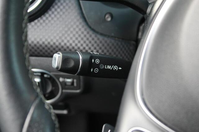 Mercedes-Benz A-KLASSE 180 Ambition | Cruise | Bluetooth | Stoelverwarming |