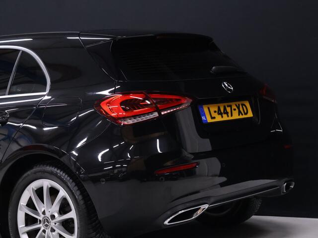Mercedes-Benz A-KLASSE 200 AMG Sport [SPORTSTOELEN, CAMERA, CRUISE CONTROL, BLUETOOTH TELEFOON, PDC V+A, STOELVERWARMING, AUTOMATISCHE AIRCO, NAVIGATIE, FLIPPERS, NIEUWSTAAT]