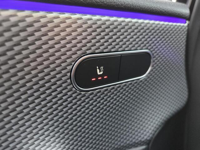 Mercedes-Benz A-KLASSE 180 Advantage 17"/Sfeerverlichting/LED/Climate/Stoelverwarming/Apple Carplay & Android Auto