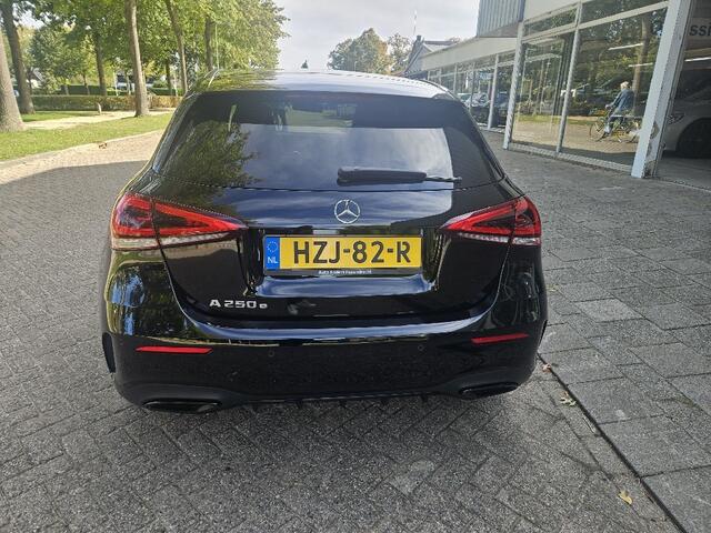 Mercedes-Benz A-KLASSE 250 e Bns Sol. AMG