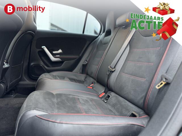 Mercedes-Benz A-KLASSE 180 Business Solution AMG Automaat Achteruitrijcamera | Apple CarPlay | Stoelverwarming | Diamondgrille