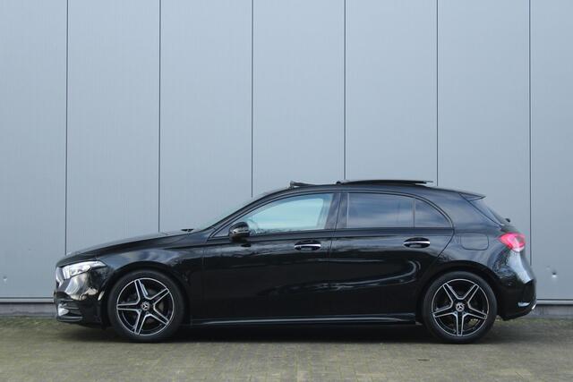 Mercedes-Benz A-KLASSE 180 Business Solution AMG | NAP! | Widescreen | Night Package | Panorama dak | Navigatie | Camera