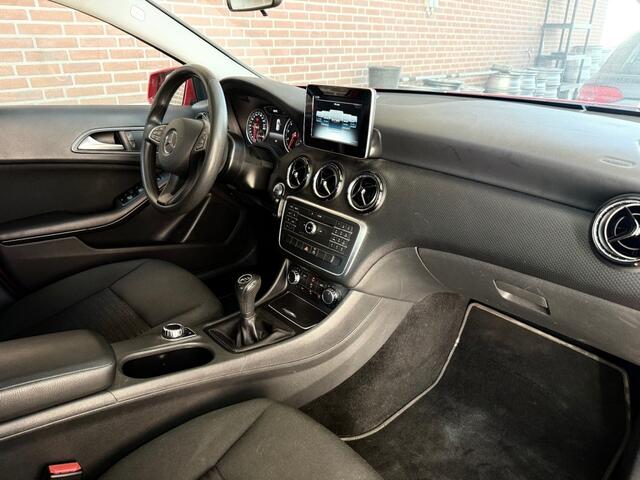 Mercedes-Benz A-KLASSE A 160, 1e eigenaar, NL-Auto, Trekhaak, Cruise, Navi