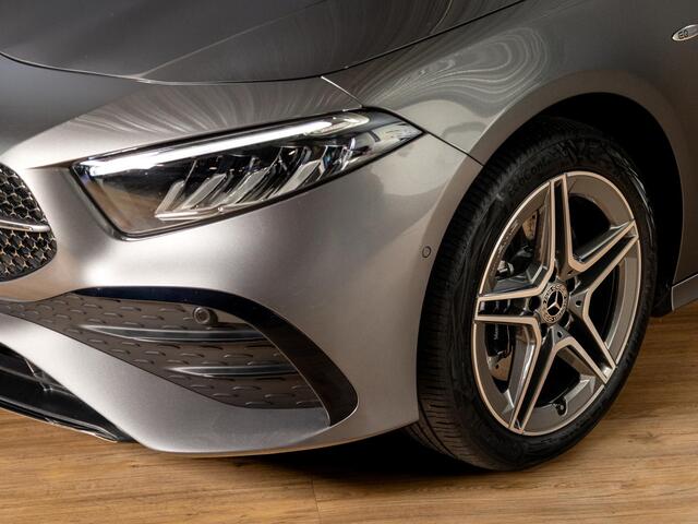 Mercedes-Benz A-KLASSE Hatchback 250 e AMG Line Panorama dak