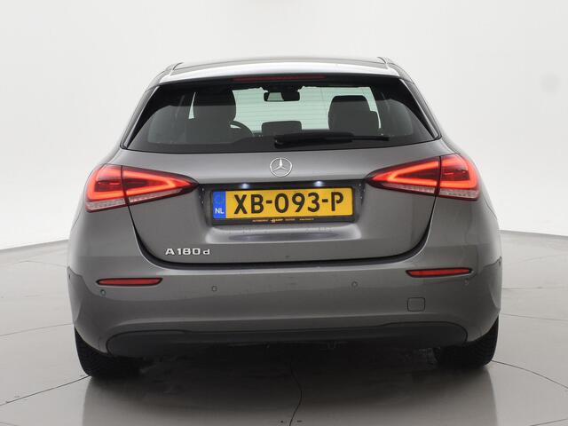 Mercedes-Benz A-KLASSE 180D AUT. NIEUW MODEL + WIDESCREEN MBUX | CAMERA | 18" AMG | STOELVERW. | LED | DAB