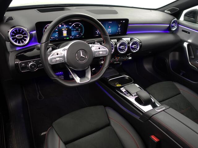 Mercedes-Benz A-KLASSE 250 e AMG Premium Plus- Burmester Surround, Head Up, 360 Camera, Carplay, Android Auto, Panoramadak