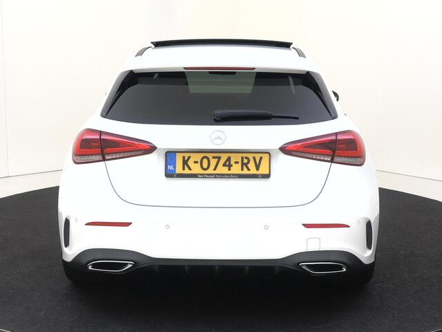 Mercedes-Benz A-KLASSE 180 Premium | AMG-Line | Panorama-dak | Multi-spaaks 19"
