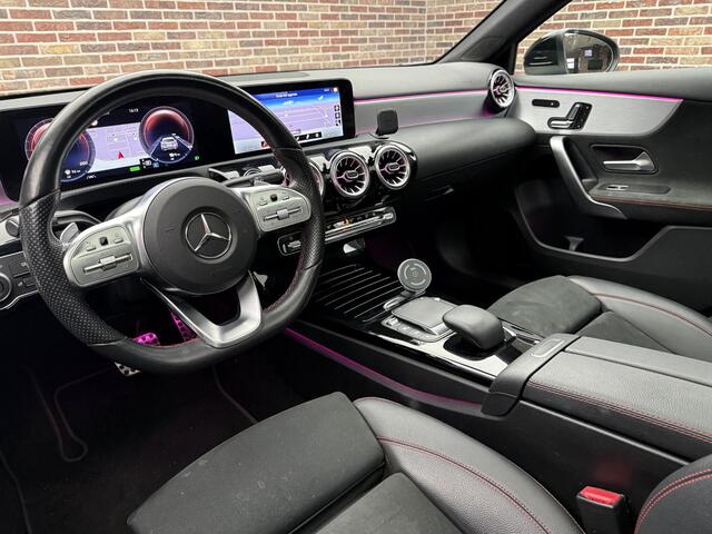 Mercedes-Benz A-KLASSE 250 e Business Solution AMG Limited Panorama | 3 standen elek. mem stoelen | Camera