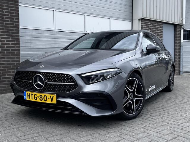 Mercedes-Benz A-KLASSE 180 Star Edition AMG | Night Pakket | Dodehoekassistent | Sierdelen Aluminium | Sfeerverlichting | Stoelverwarming | Parkeersensoren | Achteruitrijcamera | Elektrisch Inklapbare Buitenspiegels