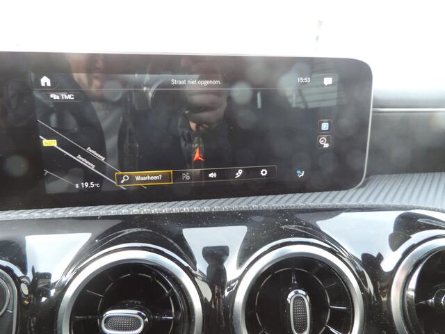 Mercedes-Benz A-KLASSE 200 Business Solution AMG