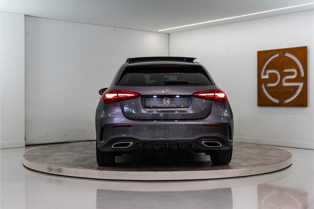 Mercedes-Benz A-KLASSE 250 e Premium AMG Facelift 218PK | Pano | Keyless | Sfeer | Night | Fabrieksgarantie