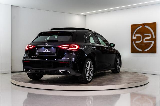 Mercedes-Benz A-KLASSE 250 e AMG 218PK | Pano | Sfeer | LED | Stoelverw. | Keyless | 12 MND Garantie