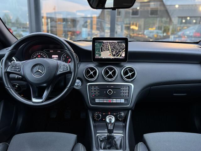 Mercedes-Benz A-KLASSE 160 Sport Edition AMG Camera