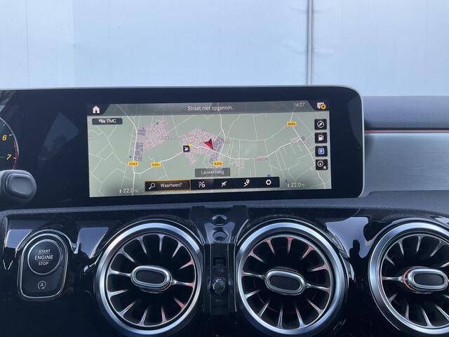 Mercedes-Benz A-KLASSE 180 Aut7 Solution AMG Carplay Navi/Cam Stoelverw. Business