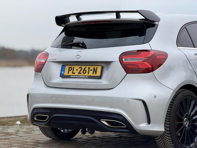 Mercedes-Benz A-KLASSE 180 Business Solution AMG|Stage 1|Stoelverwarming