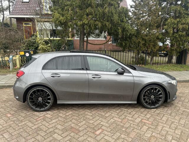 Mercedes-Benz A-KLASSE 220 Edition AMG PANO KEYLESS CAMERA