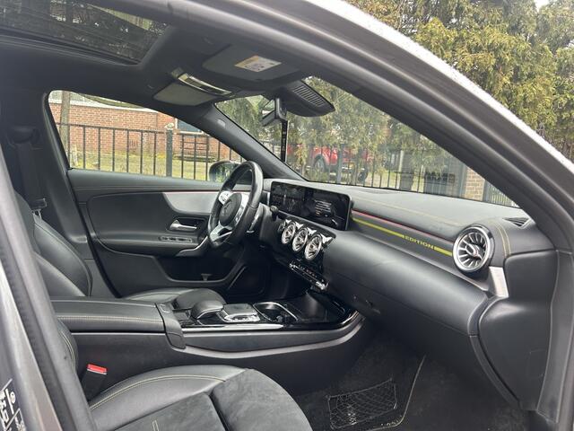 Mercedes-Benz A-KLASSE 220 Edition AMG PANO KEYLESS CAMERA