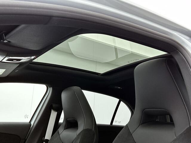 Mercedes-Benz A-KLASSE 250 e Business Solution AMG | Nightpakket | AMG Line Plus pakket | Parkeerpakket met 360°-camera | KEYLESS GO | Head-up display | Dodehoekassistent | Stoelverwarming voor | Licht- en zicht pakket |