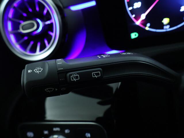 Mercedes-Benz A-KLASSE 250 e AMG NIghtpakket | Panoramadak | Distronic | Alarm | Dode Hoek Ass | Keyless Go | Sfeerverlichting | Inclusief 24 maanden Mercedes-Benz Certified garantie voor Europa |