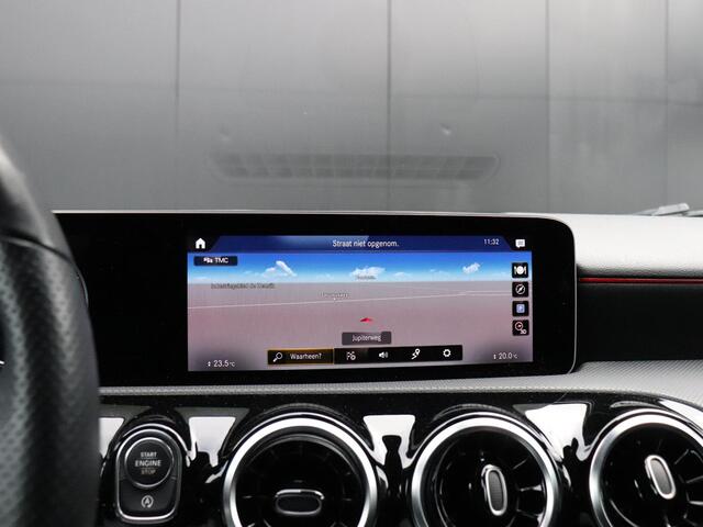 Mercedes-Benz A-KLASSE 160 | AMG LINE | SPORTSTOELEN | CAMERA | APPLE CARPLAY | CRUISE | NAVI | STOELVERW. |